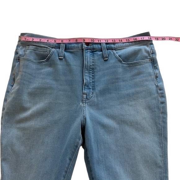 Madewell High-Rise Roadtripper Light Wash Supersoft Jeggings - Size 33 - Picture 10 of 13